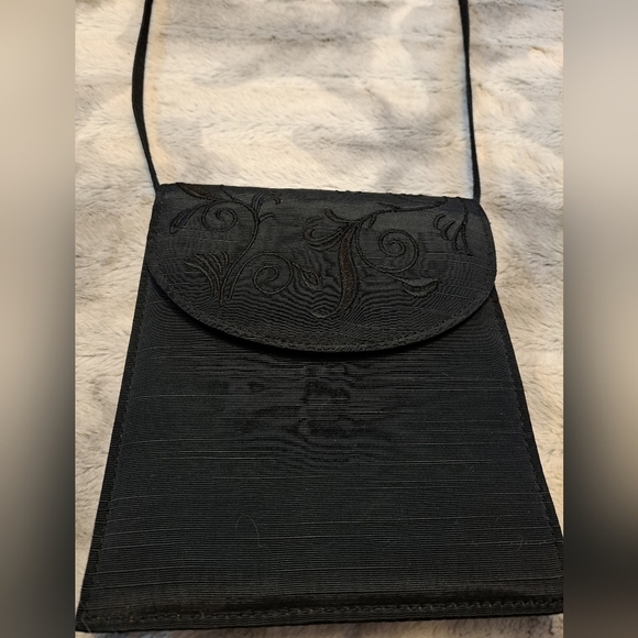 Black Evening Bag - Picture 2 of 7